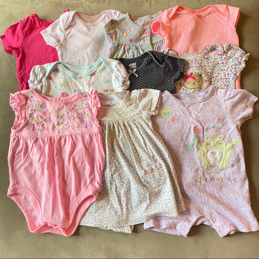 20 pc Girl’s 6-9 month clothing lot